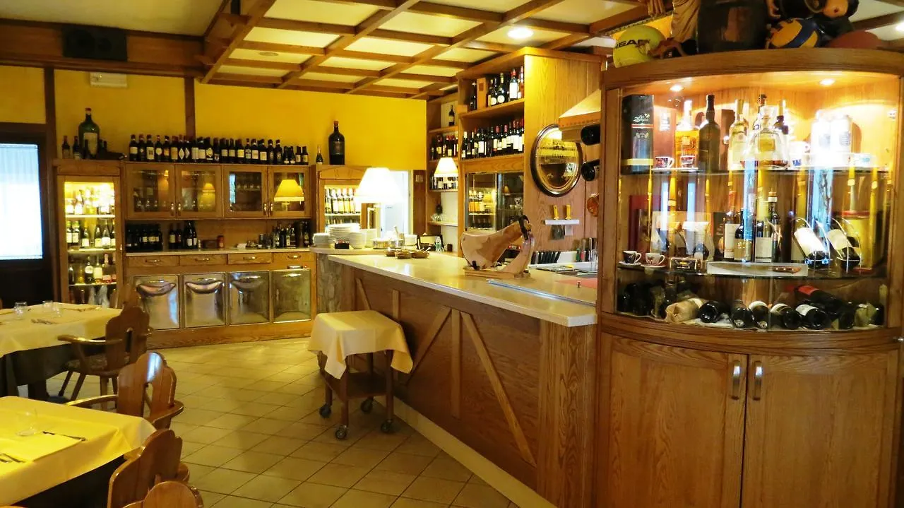 La Baita D'Oro Ristorante Residence Monteduro Aparthotel